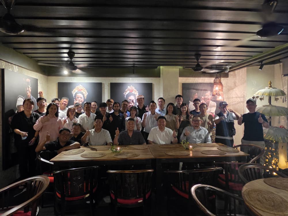 The Lesydear team