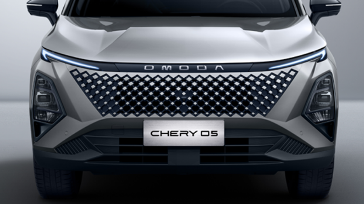 Chery O5 — front grille close-up