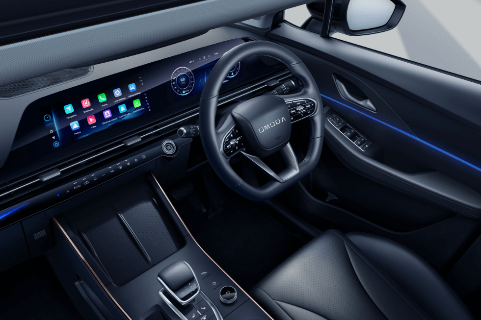 Chery O5 — dashboard and infotainment screen close angle