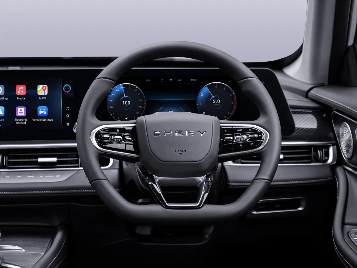 Chery Tiggo 7 Pro — steering wheel and digital instrument cluster